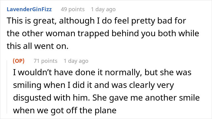 Reddit comments discussing a stubborn boomer insisting passengers deplane row by row, mentioning a smiling woman.