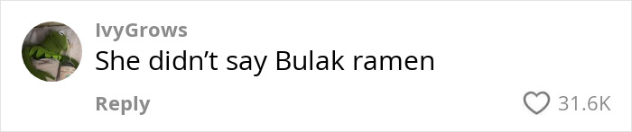 Text comment discussing Bulak ramen with over 31.6K likes, referencing food-bacteria-sprouts-meat.