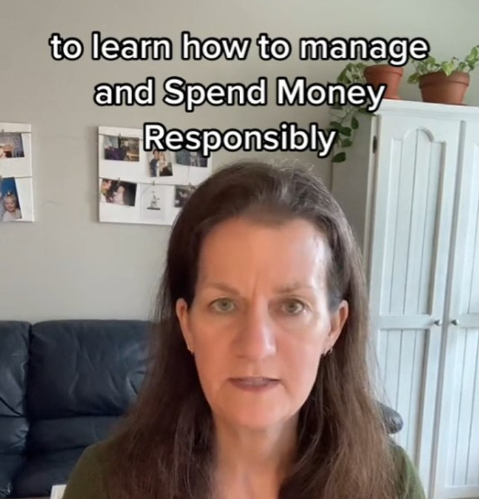 Expert discusses why parents shouldn't pay kids for chores, promoting money management skills.