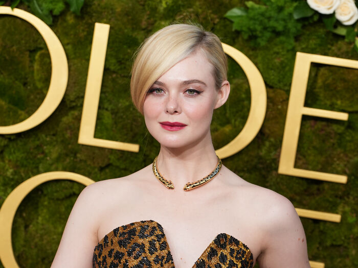 Elle Fanning In Cartier