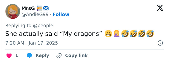 Tweet reacting to Blake Lively comparing herself to Khaleesi, mentioning "My dragons" with laughing emojis.