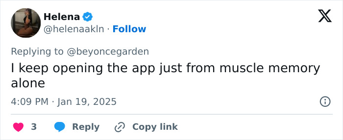 TikTok user reacts to US ban, tweeting about opening the app from muscle memory.