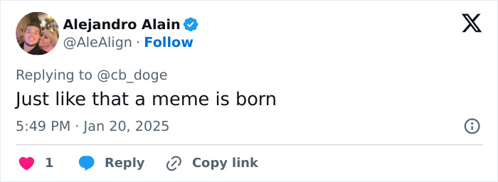 Tweet by Alejandro Alain mentioning a meme creation, with "Mars" and "Elon Musk" keywords.