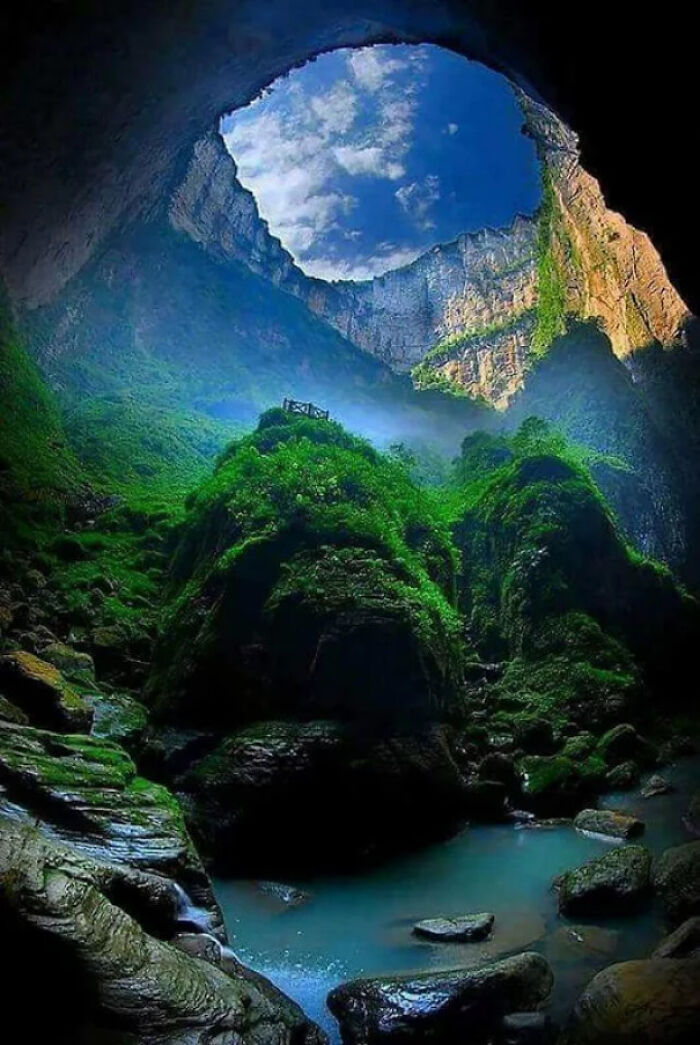 Heavenly Pit, World's Deepest Sinkhole In China