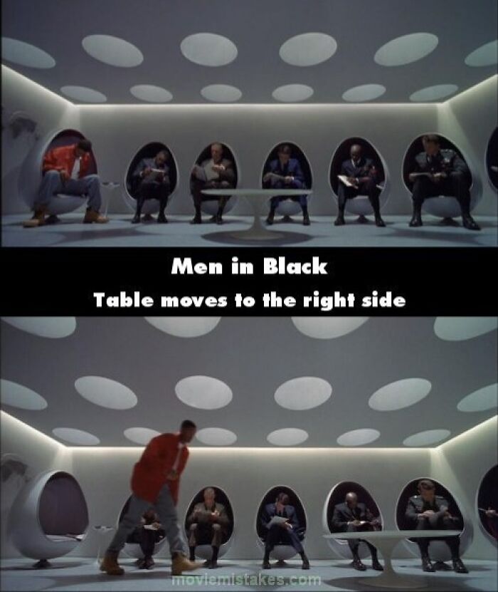 Funny-Movie-Mistakes: Scene from "Men in Black" with a table that shifts position between cuts.