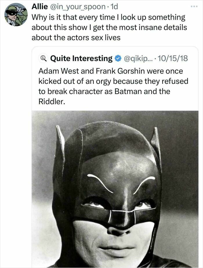 Tweet screenshot with a meme about Batman and Riddler actors, humorously explaining history.