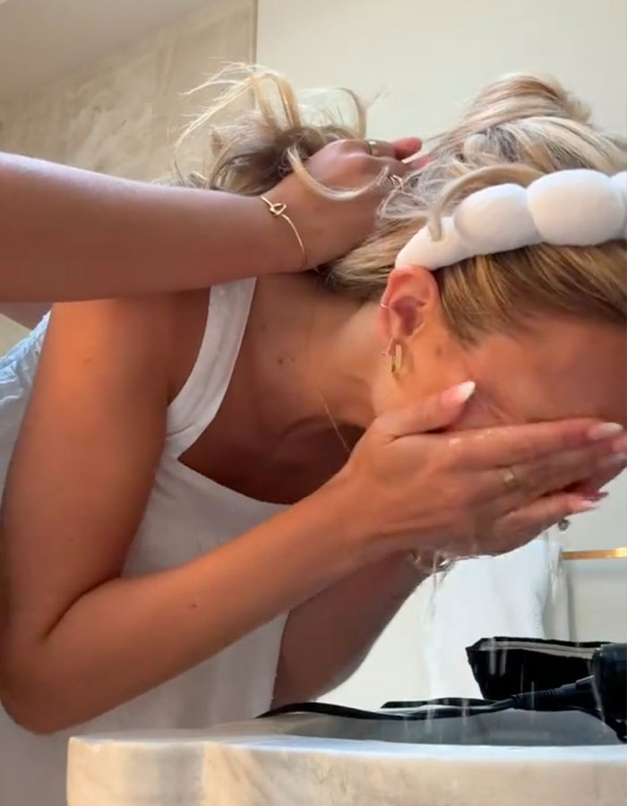 Bride Washes Off Professional Makeup 20 Minutes Before Wedding Because She Doesn’t Like It, Sparks Outrage