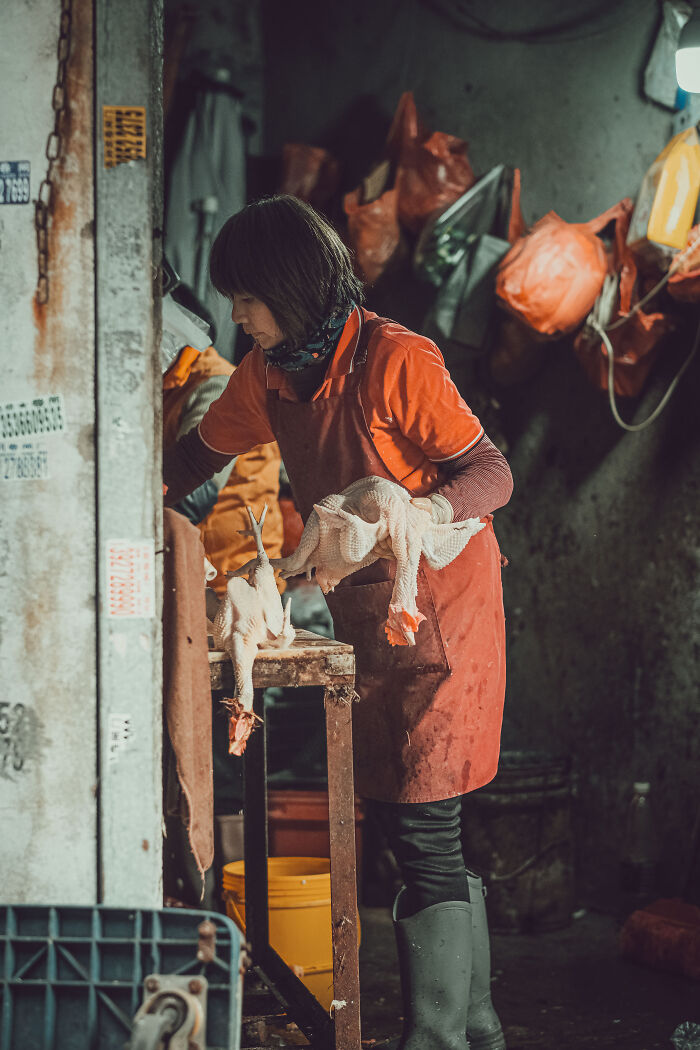 Photo Review: A Raw And Vibrant Journey Through A Farmers Market In Foshan, China – A Cultural Dive For The Bold!