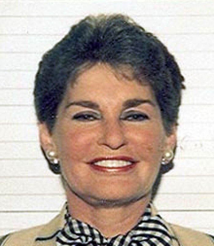 Smiling person with short hair and striped blouse, related to new facts from the “Today I Learned” community.