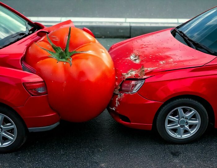 Collage art showing a giant tomato wedged between two red cars in a creative Turkish design.