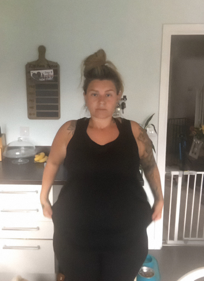 Mom's 107lb Weight Loss Transformation After Walking 10k Steps Daily With Stroller Wins Hearts