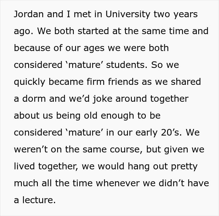 Text describing friendship and shared experiences between two university students.