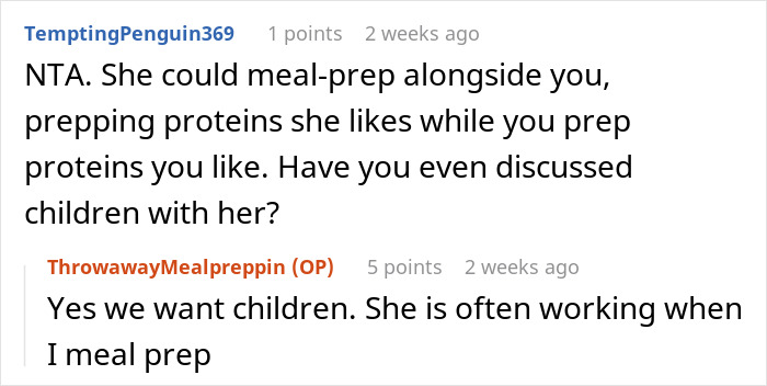 Comment exchange about vegetarian meal prep and work schedules on Reddit.