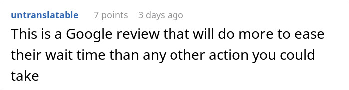 Screenshot of a Reddit comment critiquing restaurant service in a Google review.