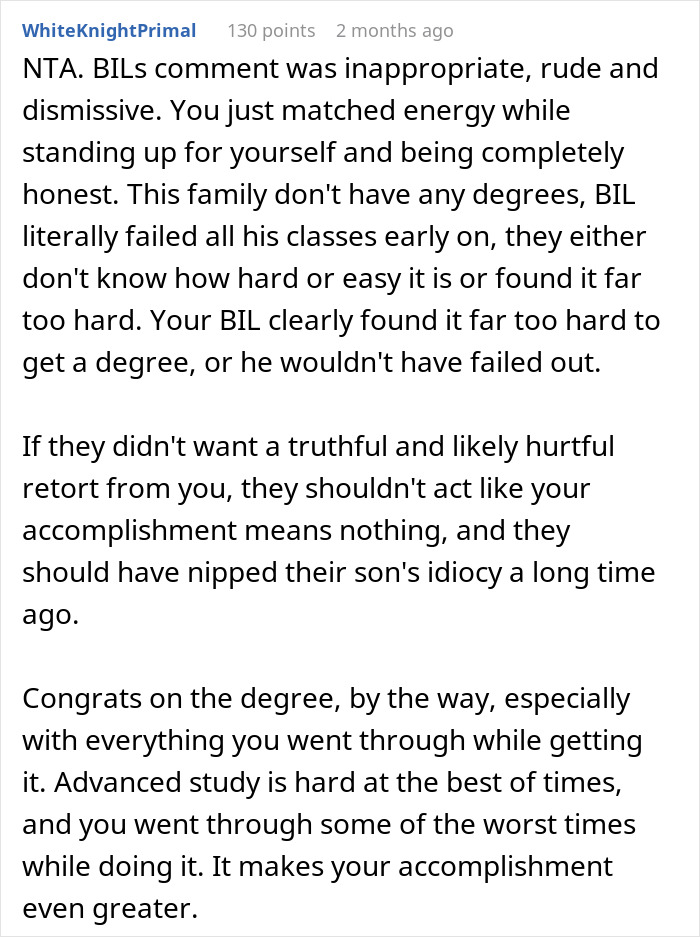 Reddit comment criticizing family for dismissing the importance of a university degree.