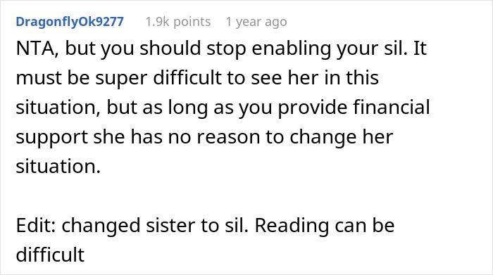 Reddit comment discussing financial support related to hospital expenses for a sister\'s childbirth.