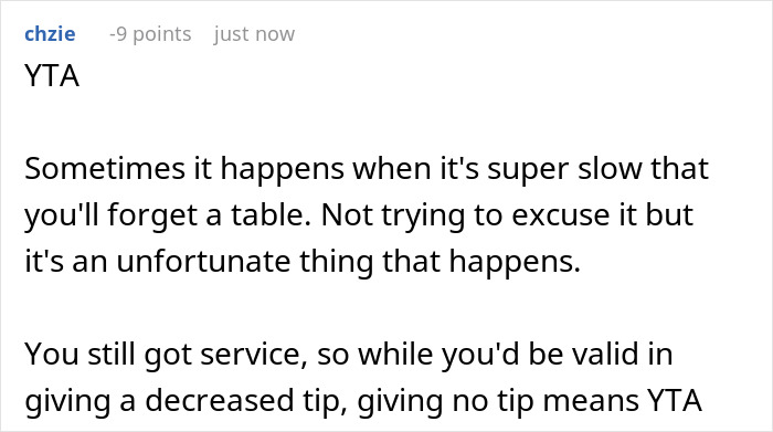 Reddit comment discussing the consequences of staff forgetting a table, suggesting tipping is still warranted.