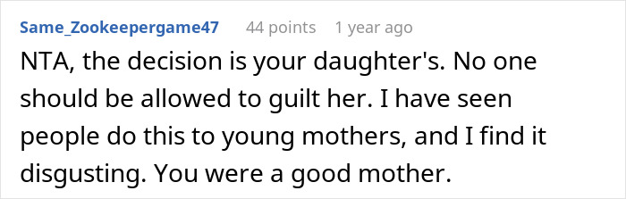 Reddit comment supporting daughter’s decision against grandmother’s wishes.