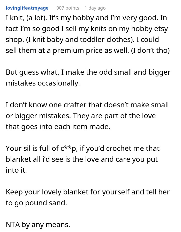 Text response to handmade gift criticism in an online forum.