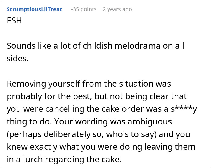 Forum comment discussing a wedding cake order cancellation and melodrama surrounding it.