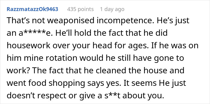 Text screenshot about husband using weaponized incompetence in a relationship discussion.