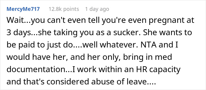 Reddit comment discussing HR perspective on bereavement leave for employee's miscarriage.