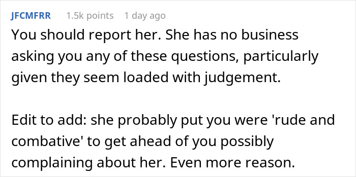 Reddit comment discussing a nurse’s inappropriate questions during a hysterectomy appointment.