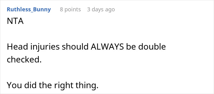 Reddit comment discussing coworker, ambulance, and head injury safety.