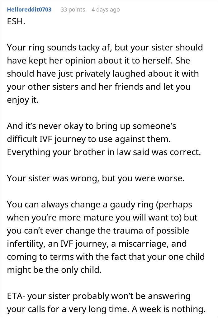 Reddit comment on sibling disagreement about IVF, tacky ring, and family dynamics.