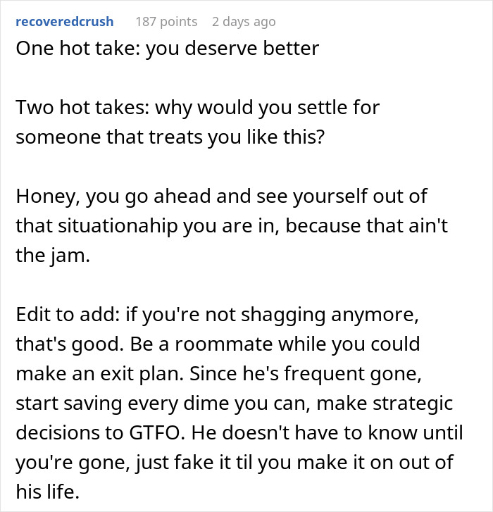 Text advice discussing relationship issues and cheating, suggesting strategic decisions and self-worth.