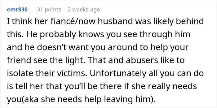 Text from a forum discussing how a friend was not invited to a wedding.