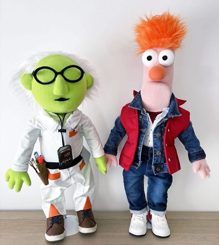 Gen X humor: Two puppet characters in casual outfits, showcasing retro styles distinct to their generation.