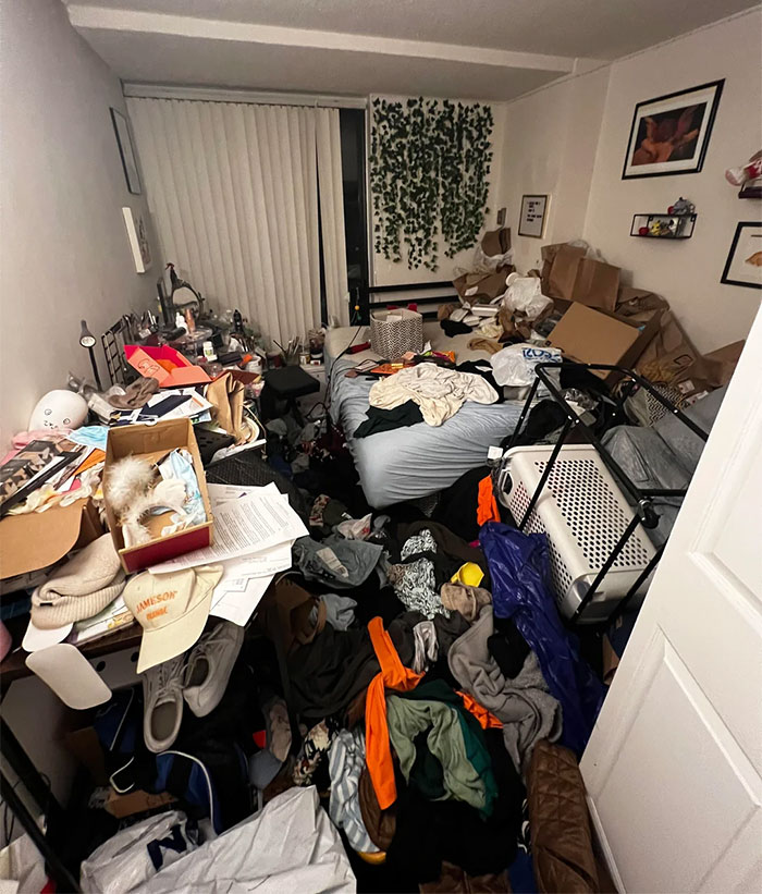 "Yes, Maggots": SIL Refuses To House Hoarder In-Laws After They Lose Their Home