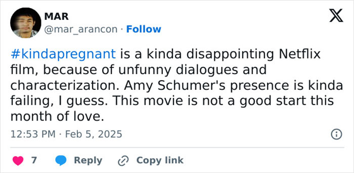 Tweet criticizing Amy Schumer's new comedy for unfunny dialogues and disappointing viewers.