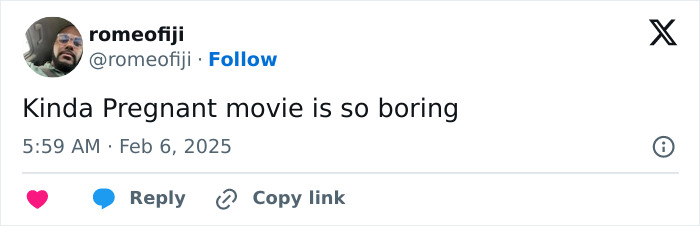 Tweet criticizing Amy Schumer's comedy as boring.