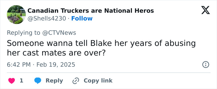 Tweet questioning Blake's past behavior towards cast mates, related to Justin Baldoni's intimate scene conduct.