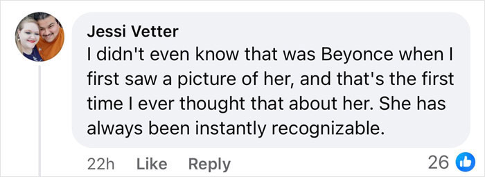 Comment discussing Beyoncé's skin tone and recognition at a public event.