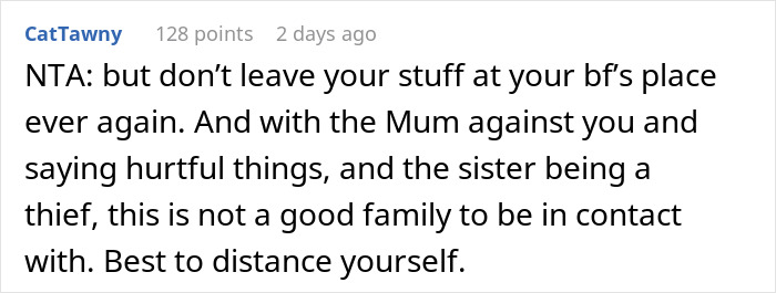 Comment advising a woman against leaving belongings at her boyfriend's house due to his sister's alleged theft.