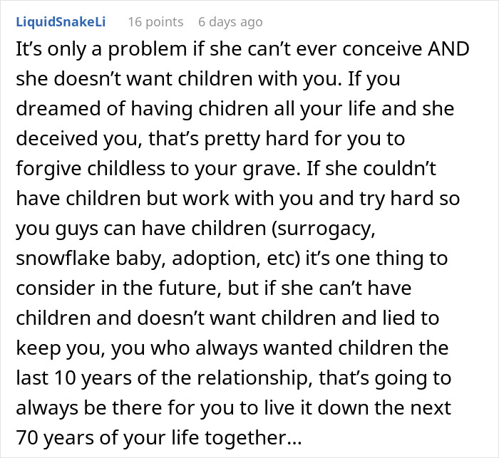 Reddit comment discussing a wife's inability to have kids and the impact on the husband's dreams.