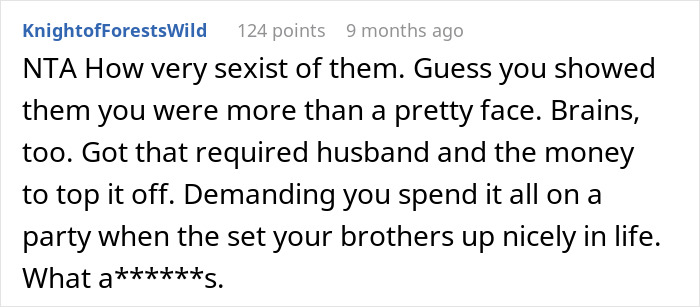 Reddit comment discussing parents' money and wedding elopement from KnightofForestsWild.