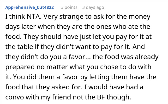 Reddit comment discussing a woman called out for not paying for a meal her friends took home.