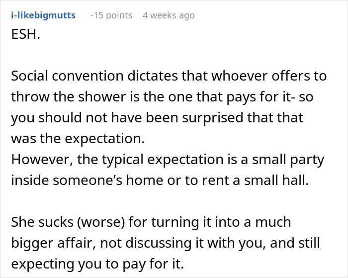 Reddit comment criticizing an entitled sibling's baby shower expectations.