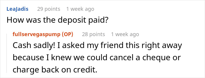 Screenshot of a discussion about a wedding deposit payment method on Reddit.