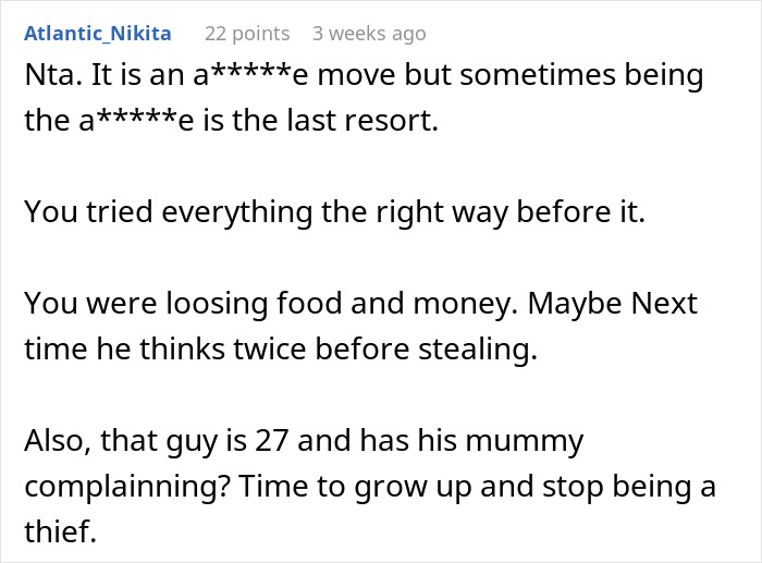 Reddit comment discussing roommate eating food and revenge using allergies.