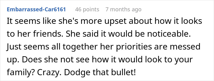 Reddit comment discussing relationship priorities and external perceptions.