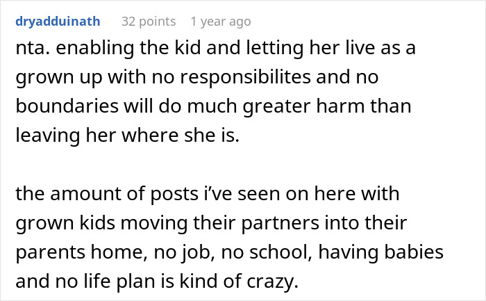 Text post discussing an 18-year-old moving out, relationship challenges, and parenting responsibilities.