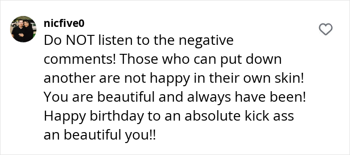 Screenshot of a supportive message celebrating aging gracefully and embracing natural beauty.