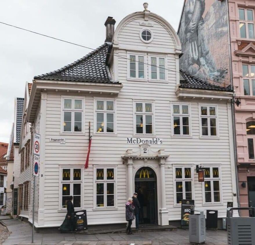 Old-style building housing a McDonald's, featured for architecture shaming.