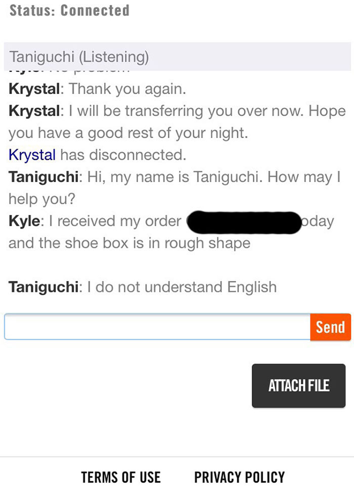 Chat showing infuriating support replies, with agent unable to understand English when asked about a damaged shoebox.