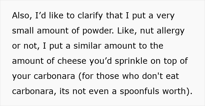 Text about using a small amount of powder similar to cheese on carbonara, related to food and allergies.